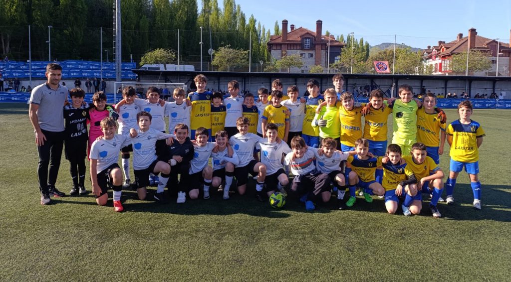Torneo C.D. San Marcial Partido Benjamín 2013. Danena K.E. vs C.D. Zarautz K.E.