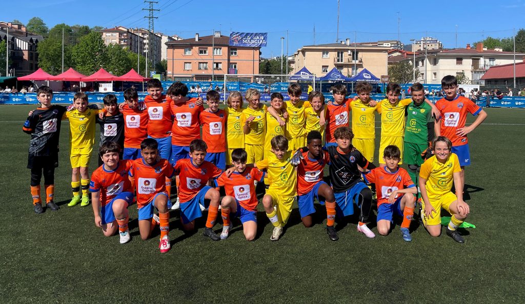 Torneo C.D. San Marcial Partido Benjamín 2013. C.D. San Marcial "B" vs Les Genêts d'Anglet